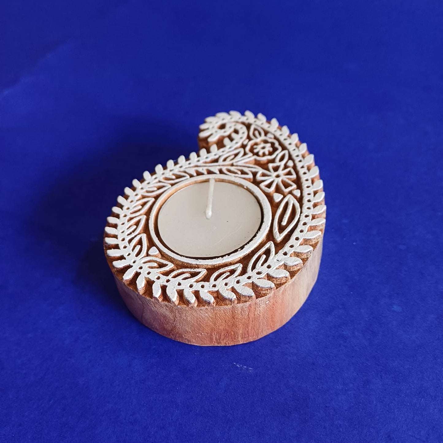 WOODEN TEA LIGHTS BIG (MIX OF 6)